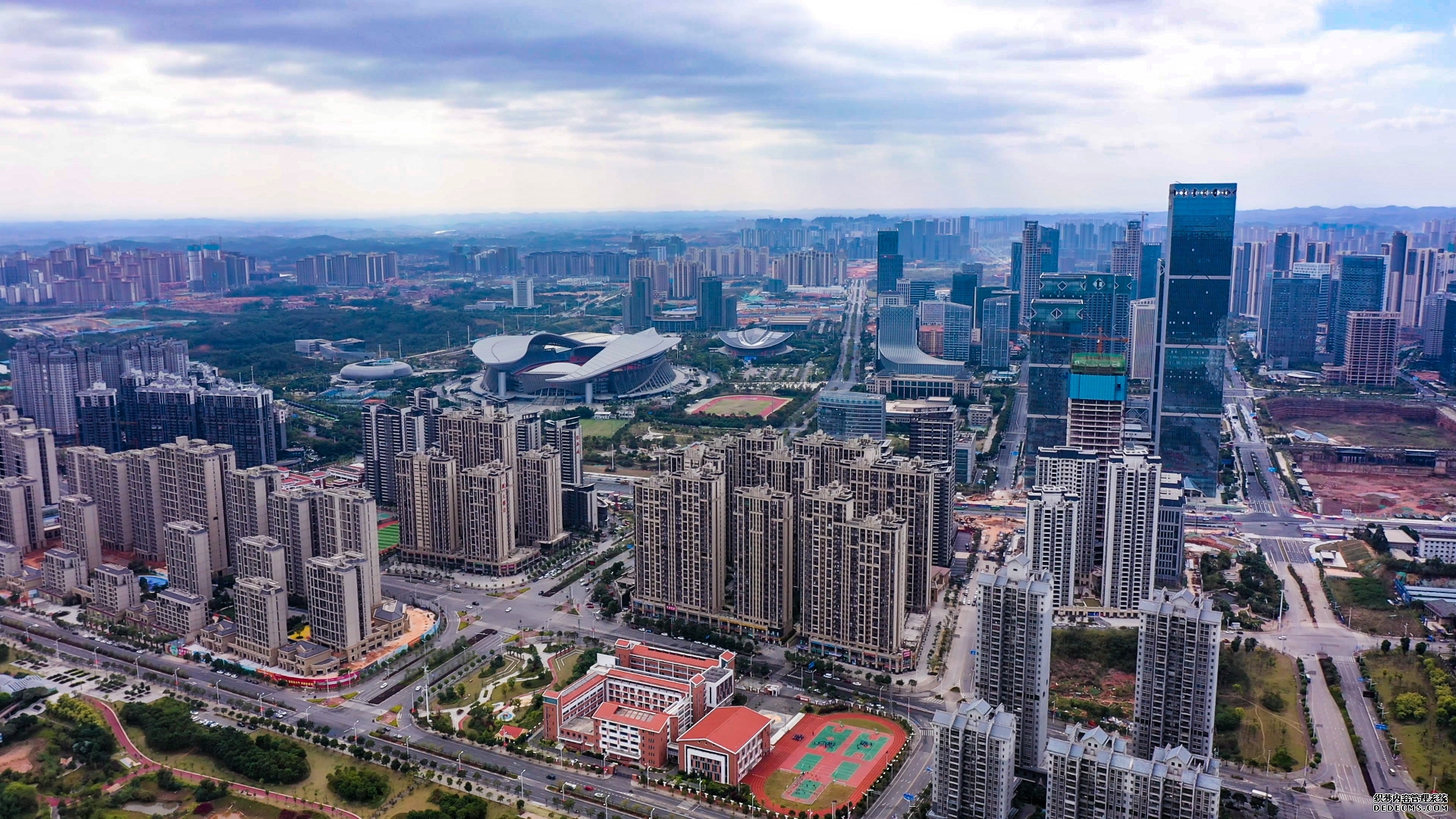 成都房地产门户房地产网】-直播看房抢优惠-成都房天下